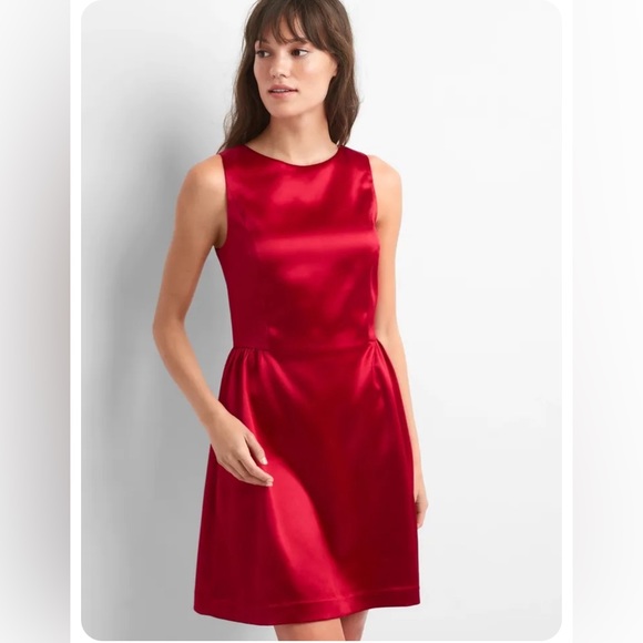 Gap structured red satin, holiday fit and flare, party dress Size 12 - Picture 1 of 15